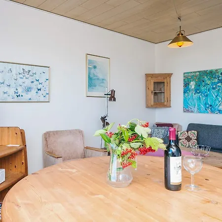 Daire 4 Person In Romo-by Traum *