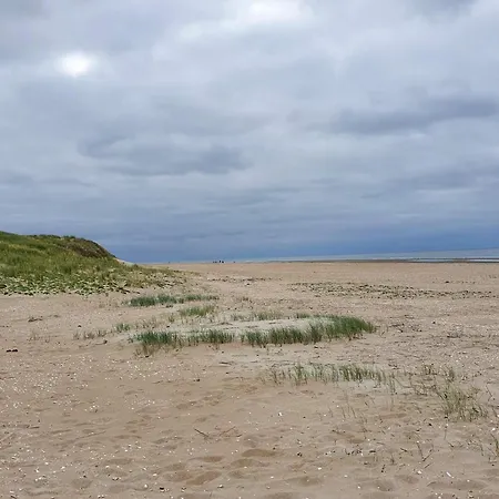 4 Person In Romo-by Traum Daire